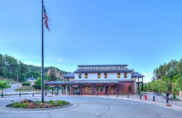 Deadwood Weclome Center 296 297 298 299 300hdr